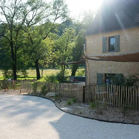 Holiday home Ancien Moulin Avec Jacuzzi
