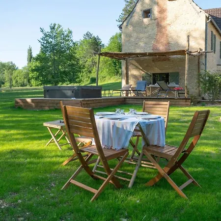 بيت للعطل Moulin Au Coeur De La Nature Thonac