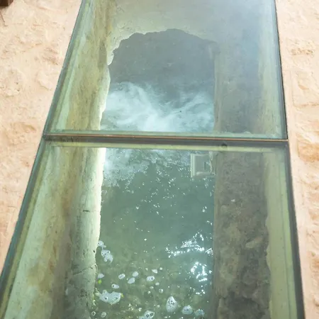 Ancien Moulin Avec Jacuzzi Holiday home Thonac