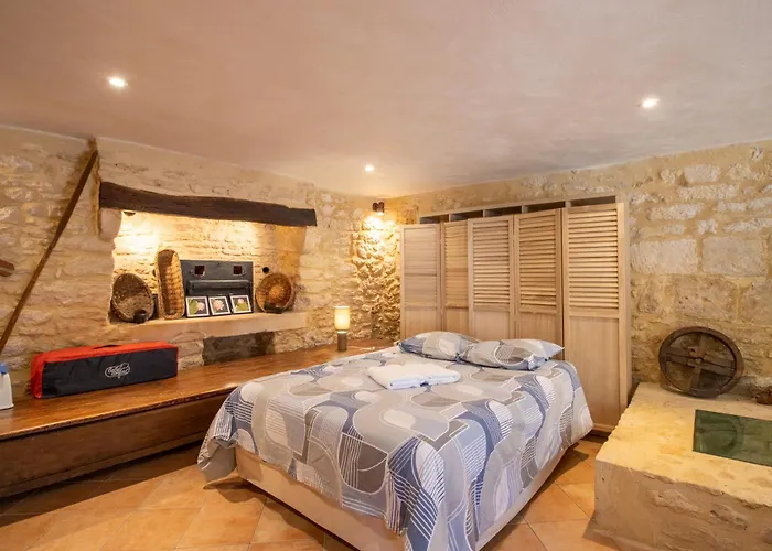 Moulin Au Coeur De La Nature Thonac